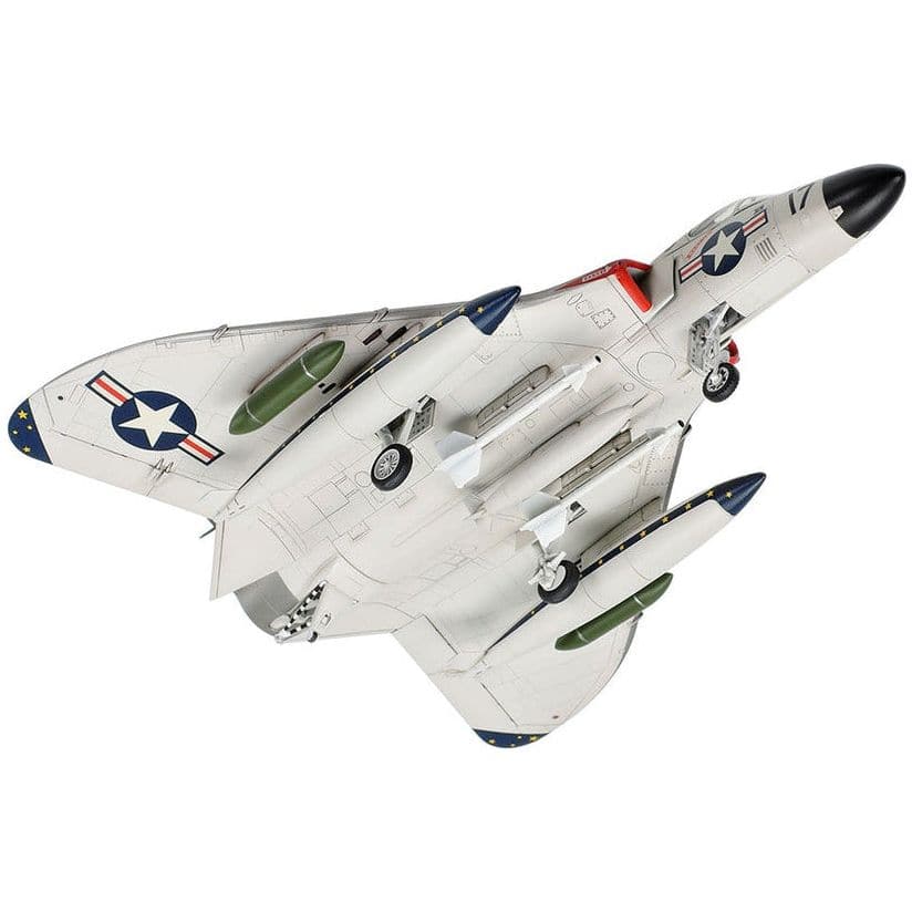 TAMIYA 1/72 Douglas F4D-1 Skyray