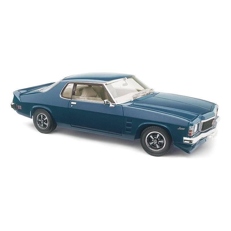 CLASSIC CARLECTABLES 1/18 Holden HJ Monaro GTS Coupe Deauville Blue