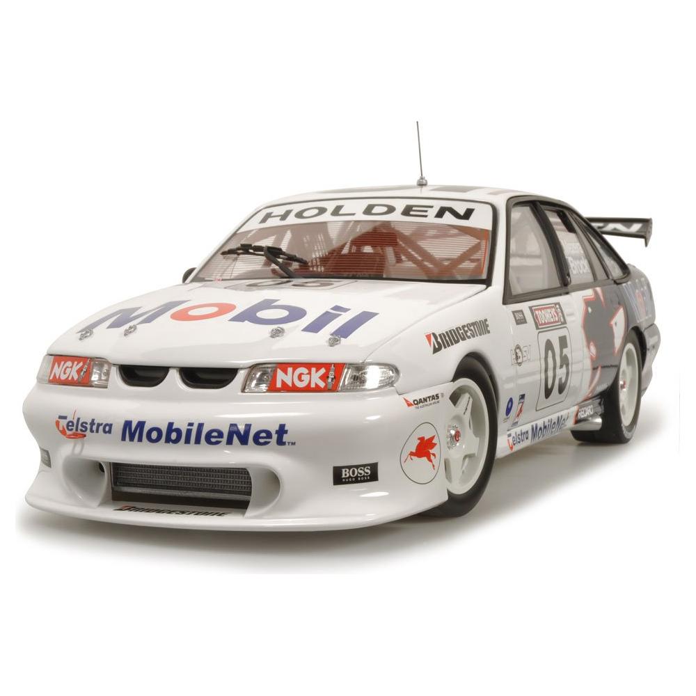 CLASSIC CARLECTABLES 1/18 Holden VR Commodore 1995 Bathurst