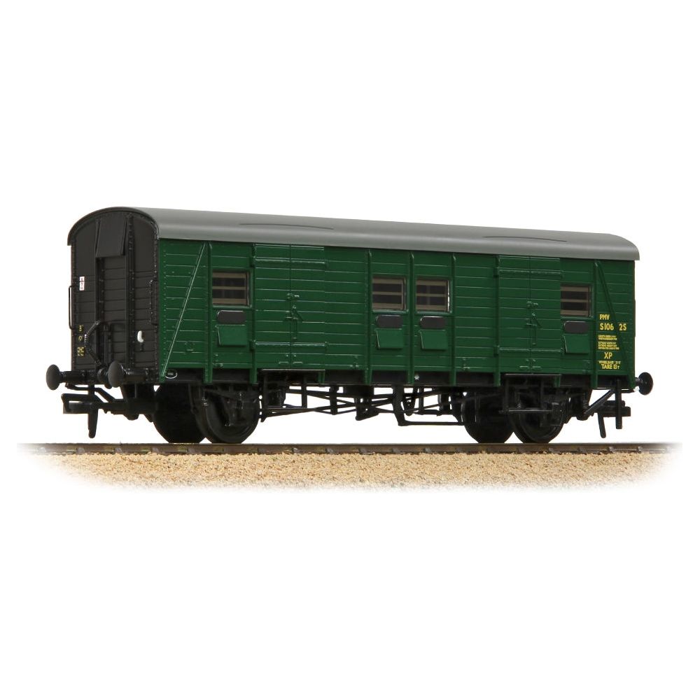 BRANCHLINE SR PMV Parcels & Miscellaneous Van BR Green