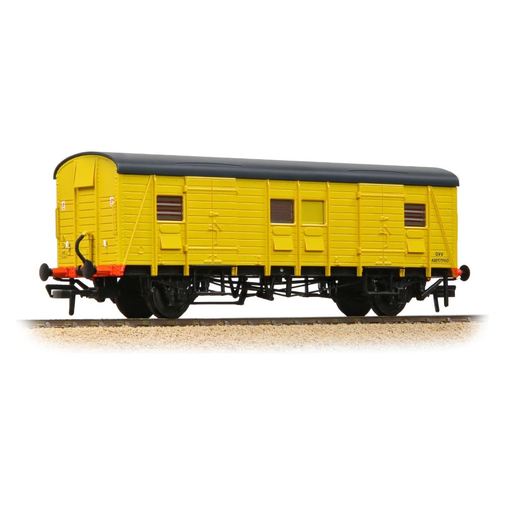 BRANCHLINE SR QVV (Ex-PMV) Staff Tool Van BR Departmental Yellow