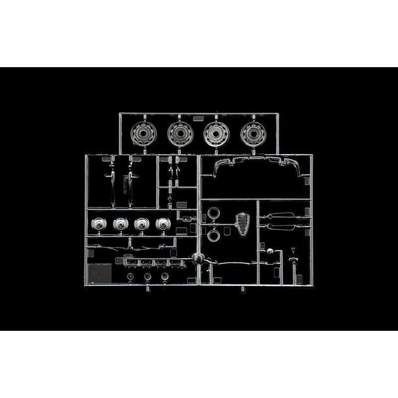 ITALERI 1/24 Alfa Romeo Giulietta Spider 1300