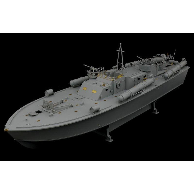 ITALERI 1/35 Motor Torpedo Boat PT-109