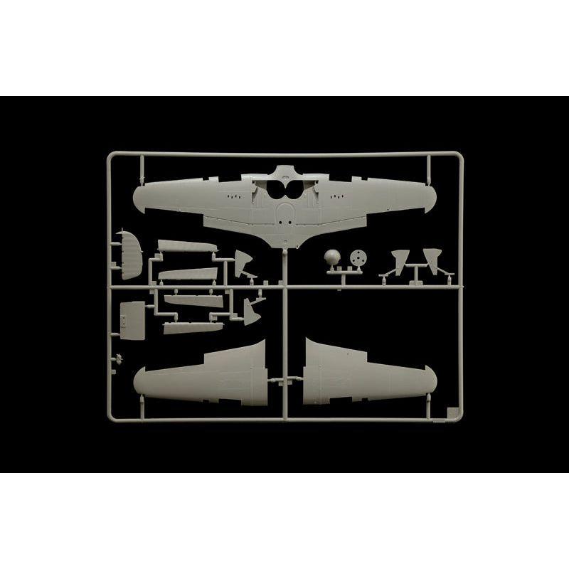 ITALERI 1/48 Hurricane Mk.I Battle of Britain