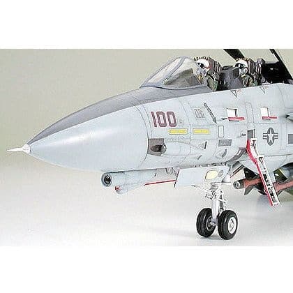 TAMIYA 1/32 Grumman F-14A Tomcat "Black Knights"