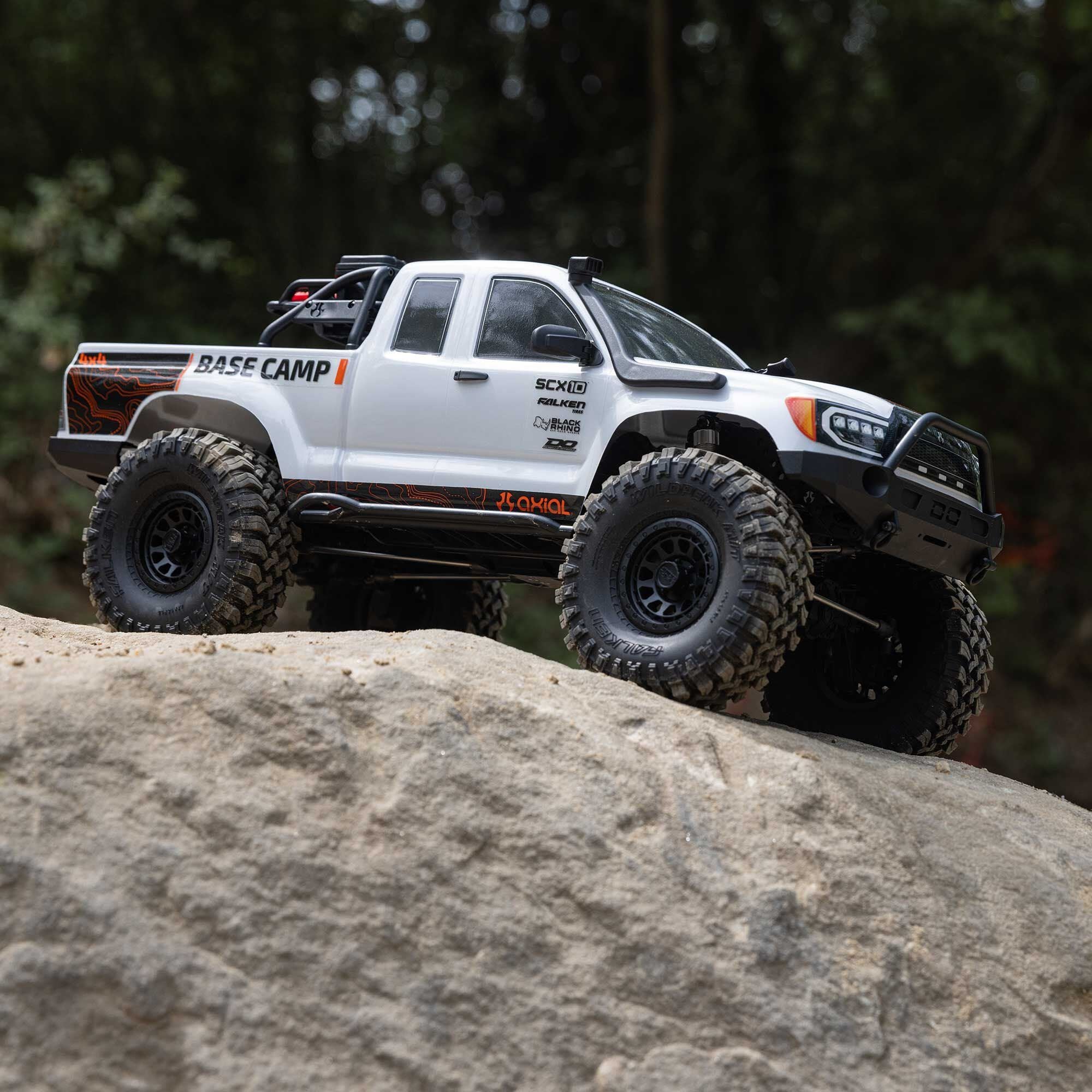 Axial SCX10 III Base Camp V2 1/10 Rock Crawler RTR,White