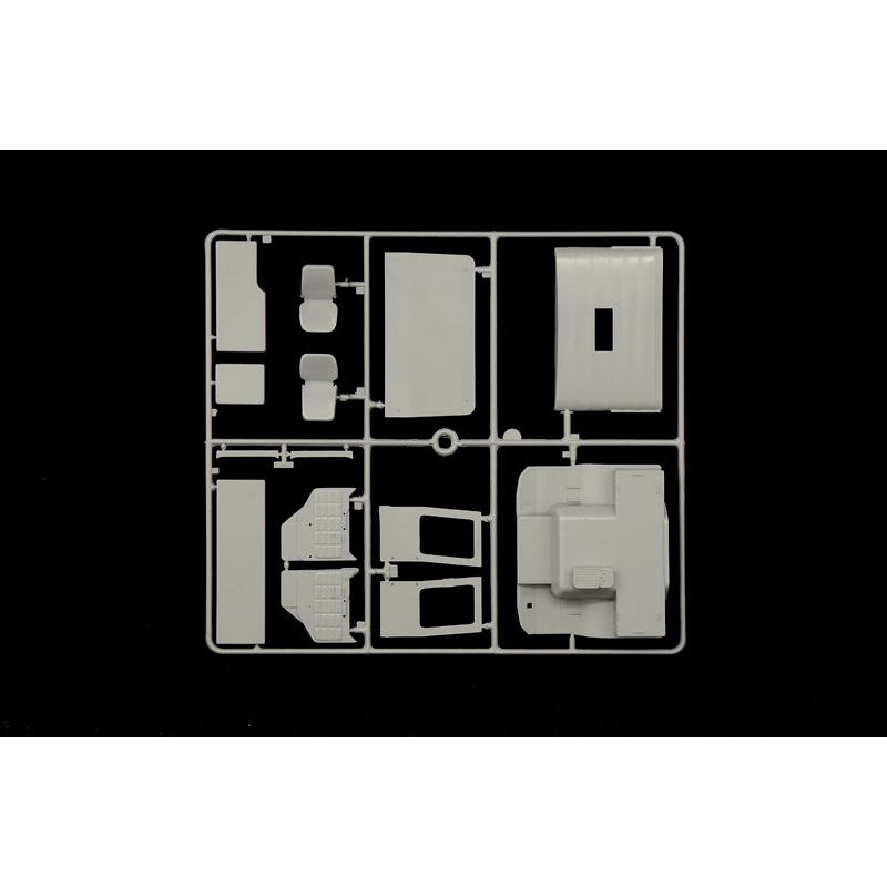 ITALERI 1/24 MAN F8 19.321 4x2