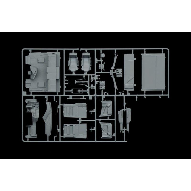 ITALERI 1/24 Mercedes Benz MP4 Big Space