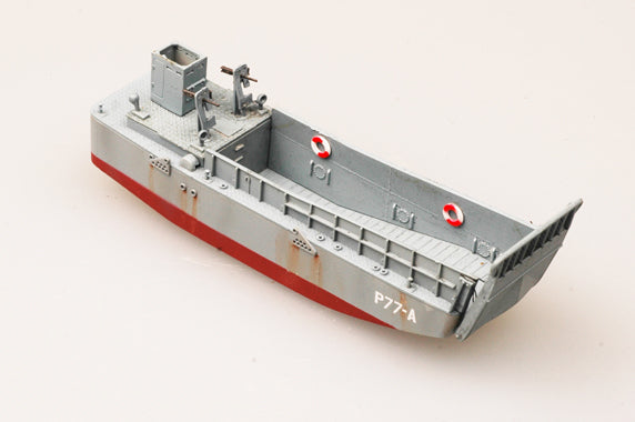 Easy Model 1/144 USN Vehicle Landing Craft LCM3 Assembled Model [34901]