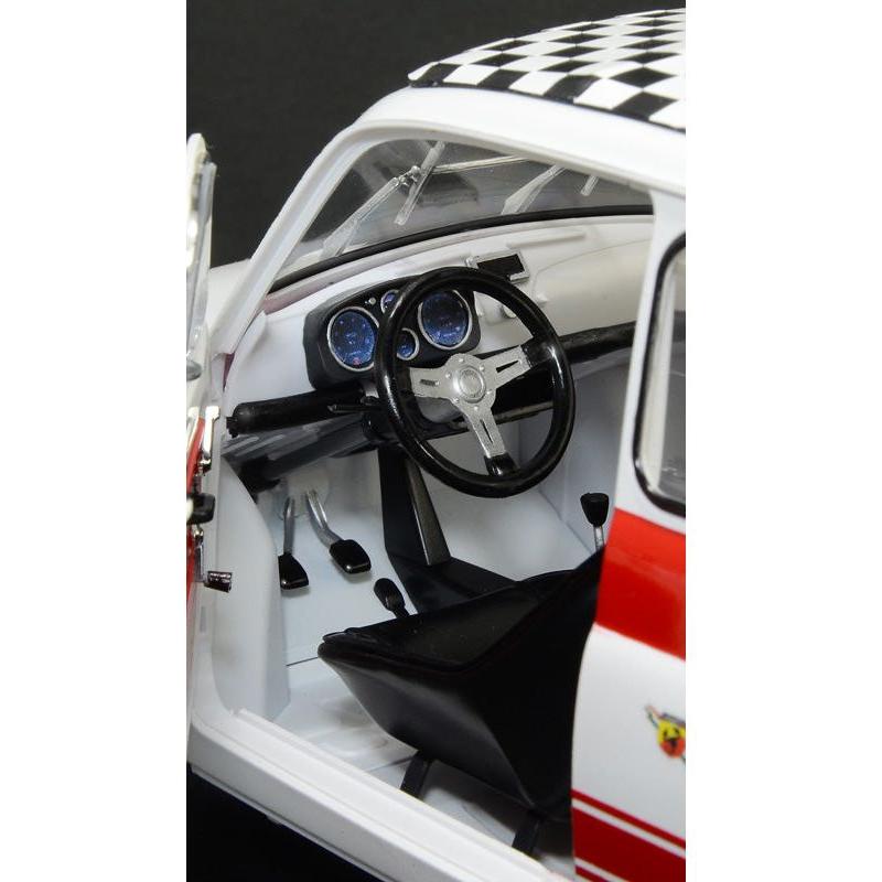 ITALERI 1/12 Fiat Abarth 695 SS Assetto Corsa