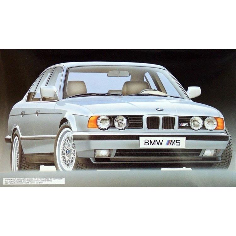 Fujimi 1/24 BMW M5 (RS-34) Plastic Model Kit [12673]