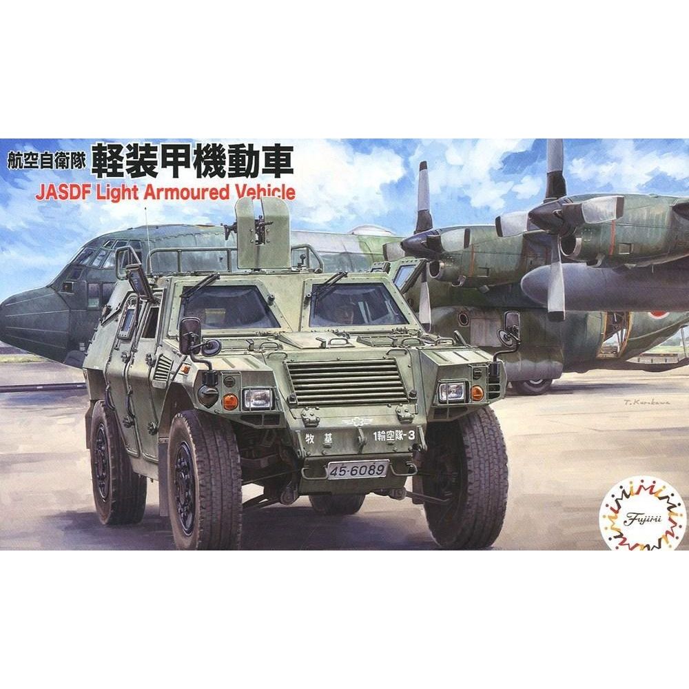 Fujimi 1/72 JASDF Komatsu Light Armored Vehicle (Mi-14) Plastic Model Kit