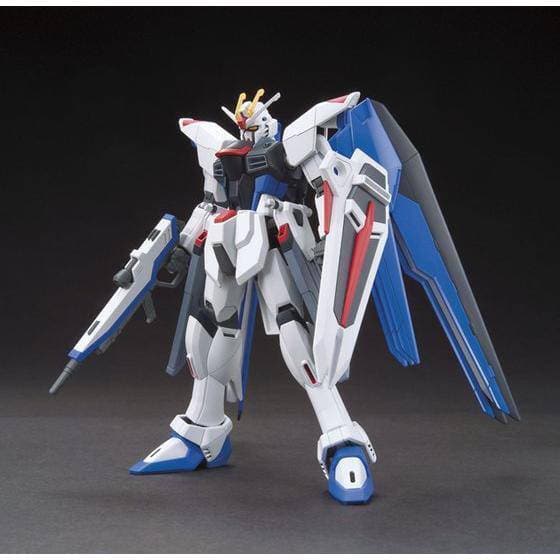 BANDAI 1/144 HGCE Freedom Gundam