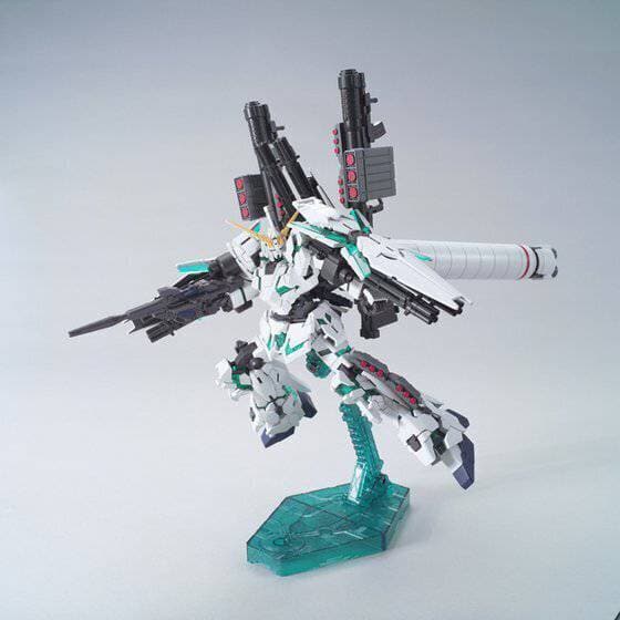 BANDAI 1/144 HGUC Full Armor Unicorn (Destroy Mode)