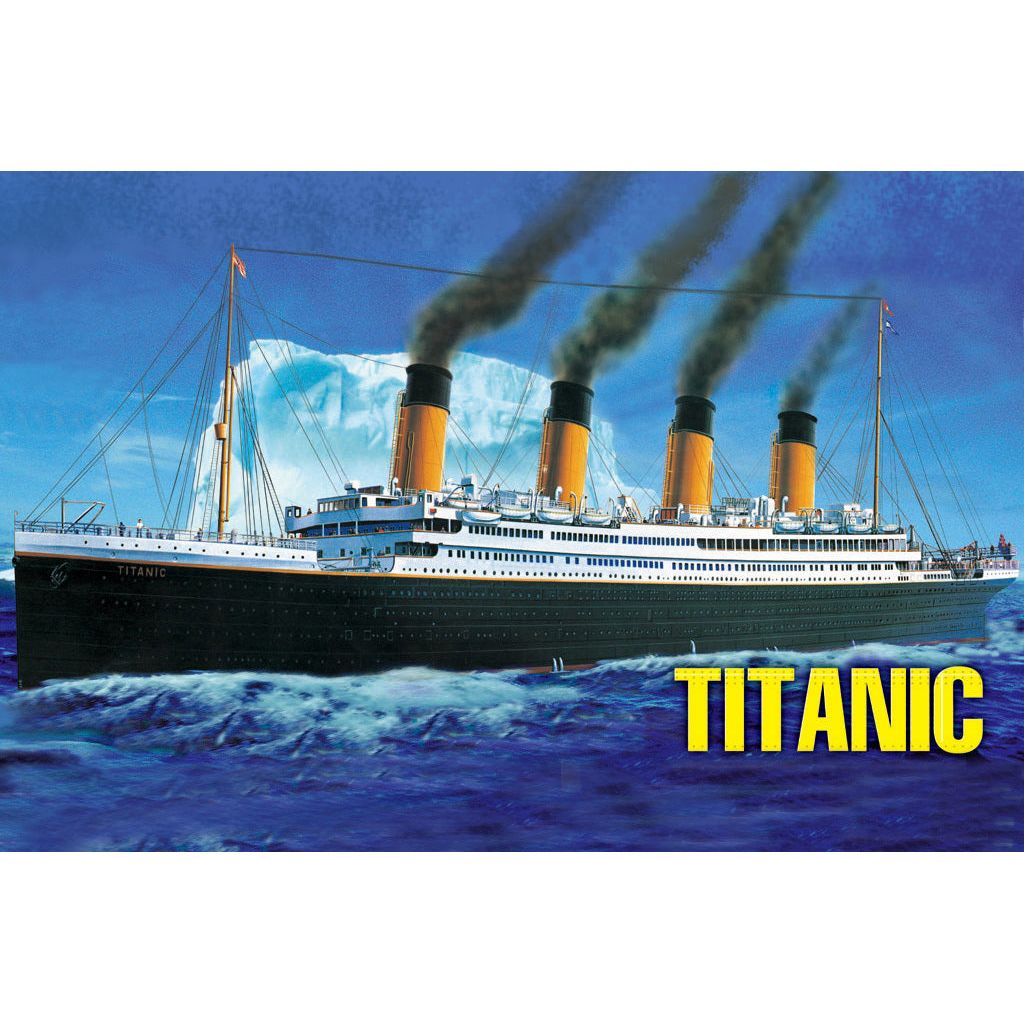 Hobby Boss 1/550 R.M.S. Titanic Plastic Model Kit [81305]