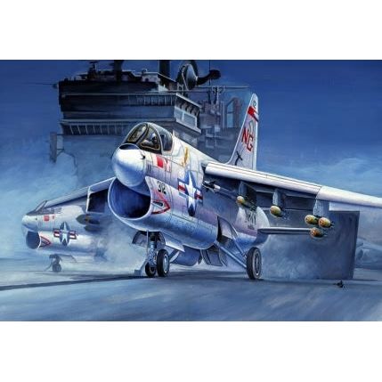 Hobby Boss 1/72 A-7A â€œCORSAIRâ€ II Plastic Model Kit [87201]