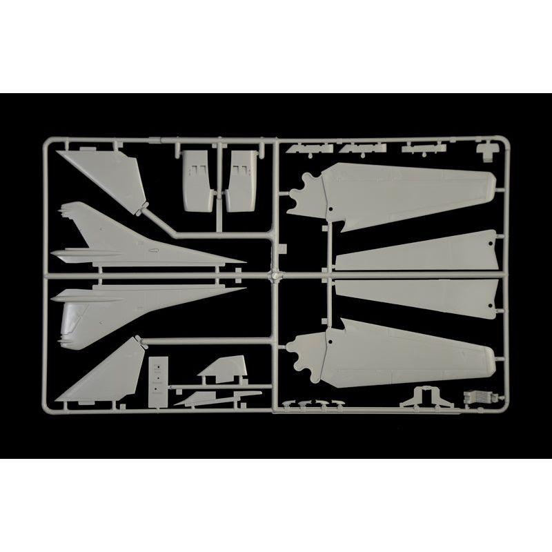 ITALERI 1/48 MiG-23 MF/BN 'Flogger'