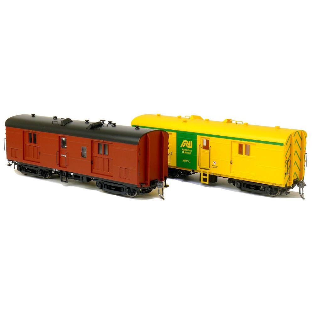 SDS MODELS HO 8300 #8104 Break Van AVAY5-J 1960s