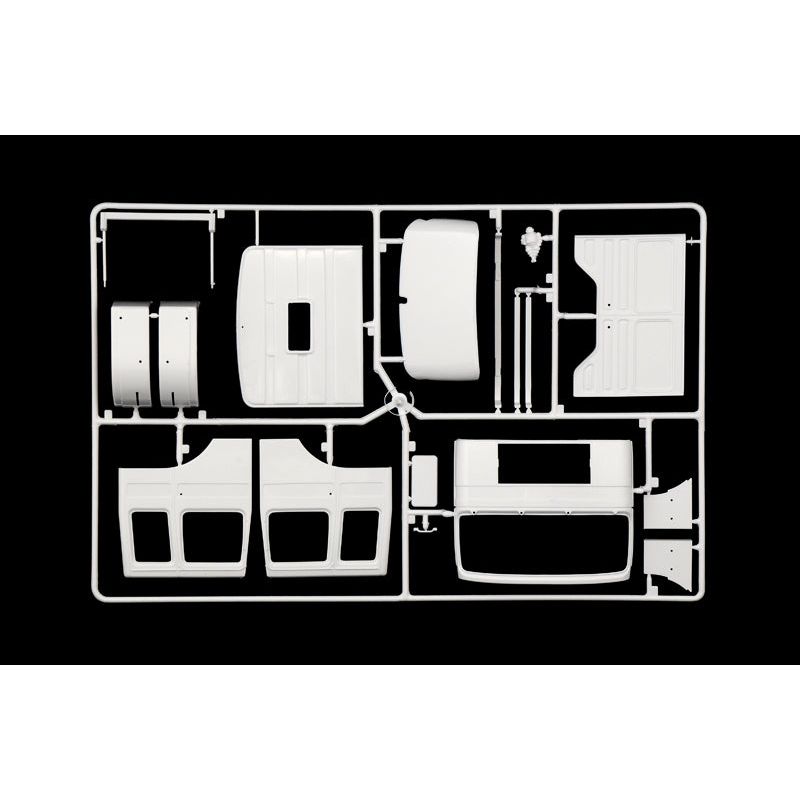 ITALERI 1/24 MAN F8 19.321 4x2