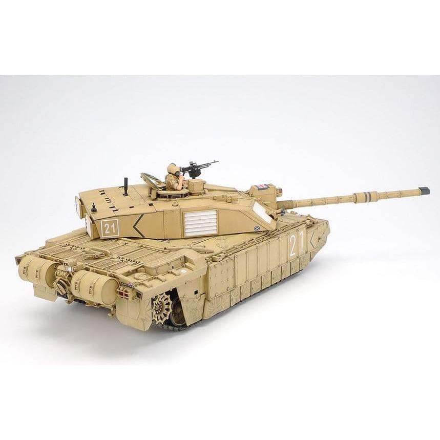 TAMIYA 1/35 British Main Battle Tank Challenger 2 (Desertised)