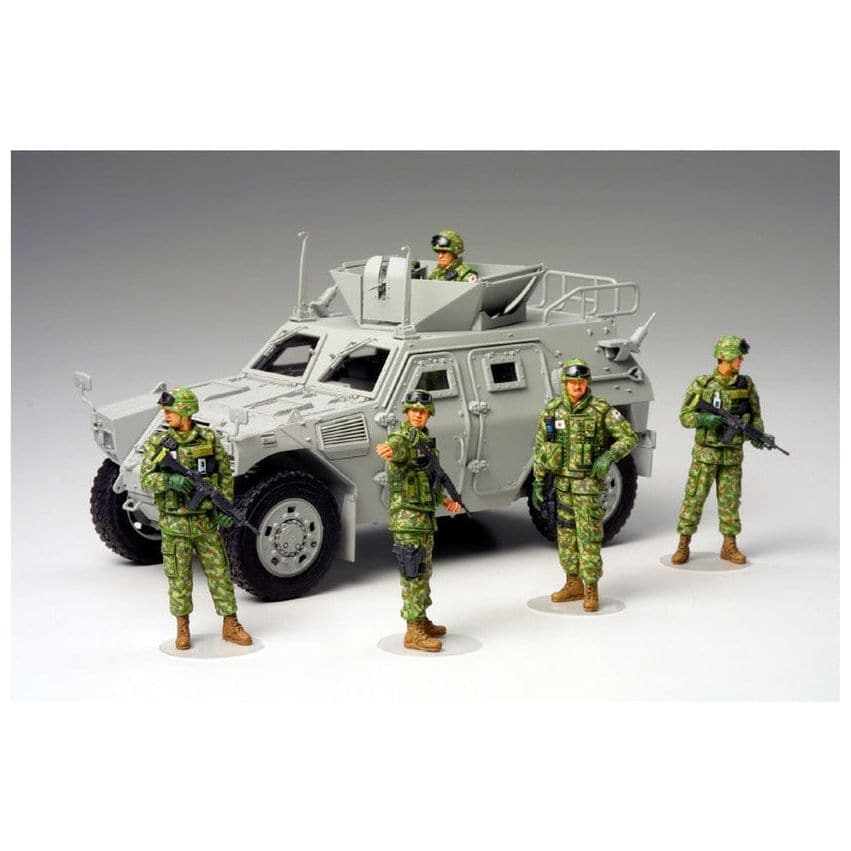 TAMIYA 1/35 JGSDF Iraq Humanitarian Assistance Team