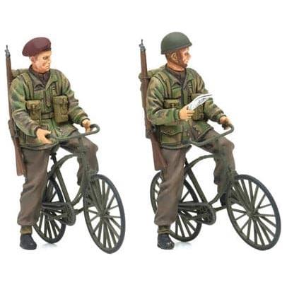 TAMIYA 1/35 British Paratroopers & Bicycles Set