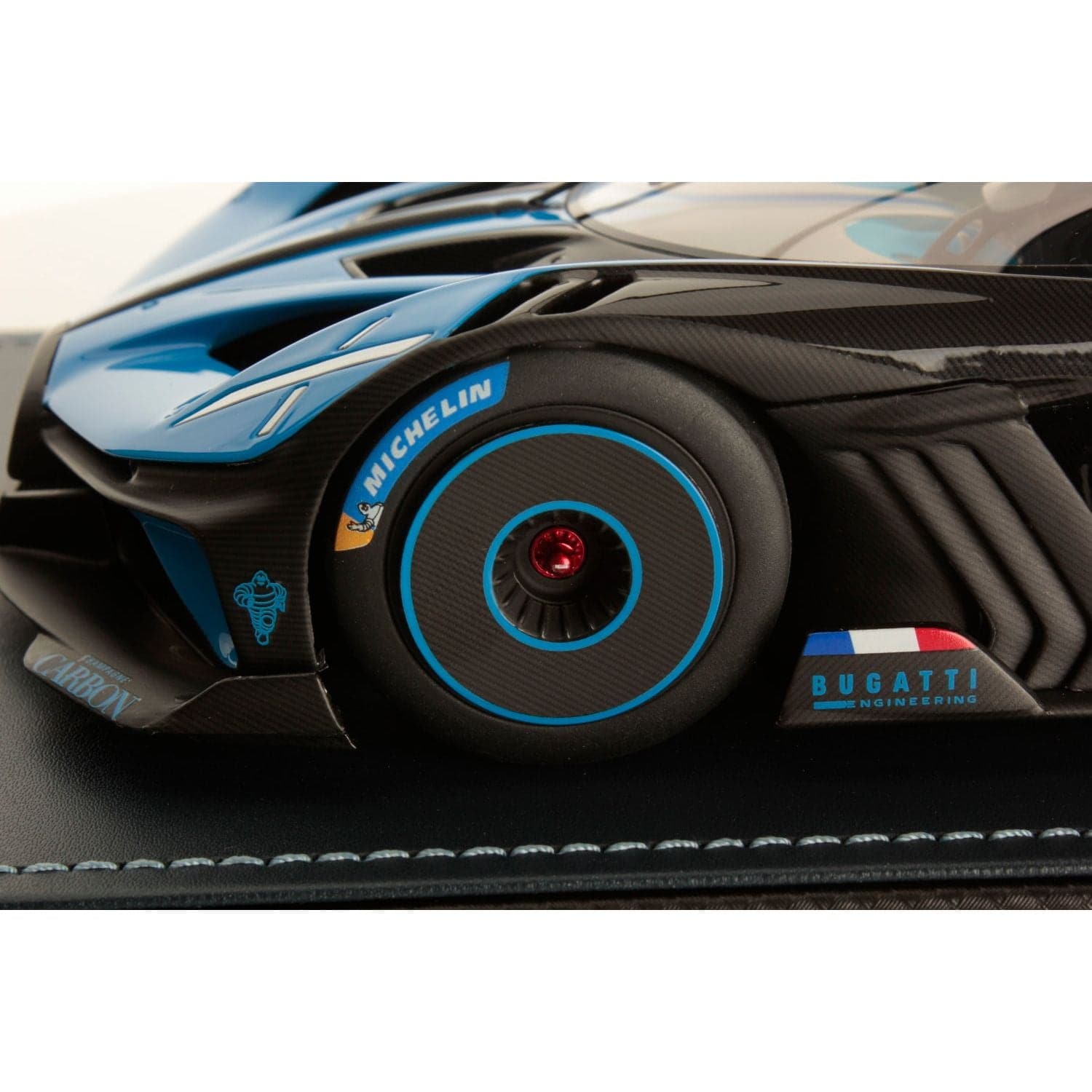 MR COLLECTION MODELS 1/18 Bugatti Bolide Launch Livery