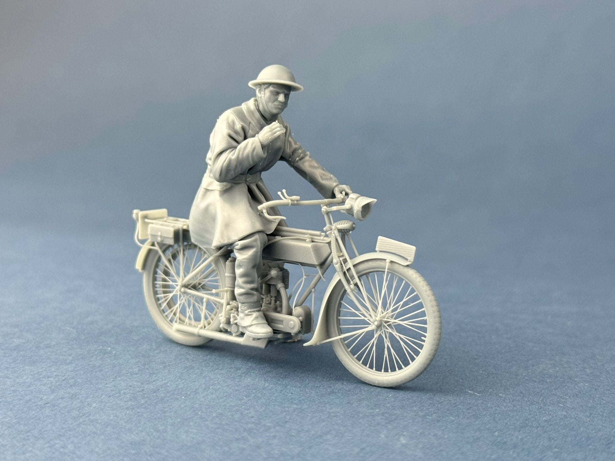 COPPER STATE MODELS British Dispatch Rider on a short break