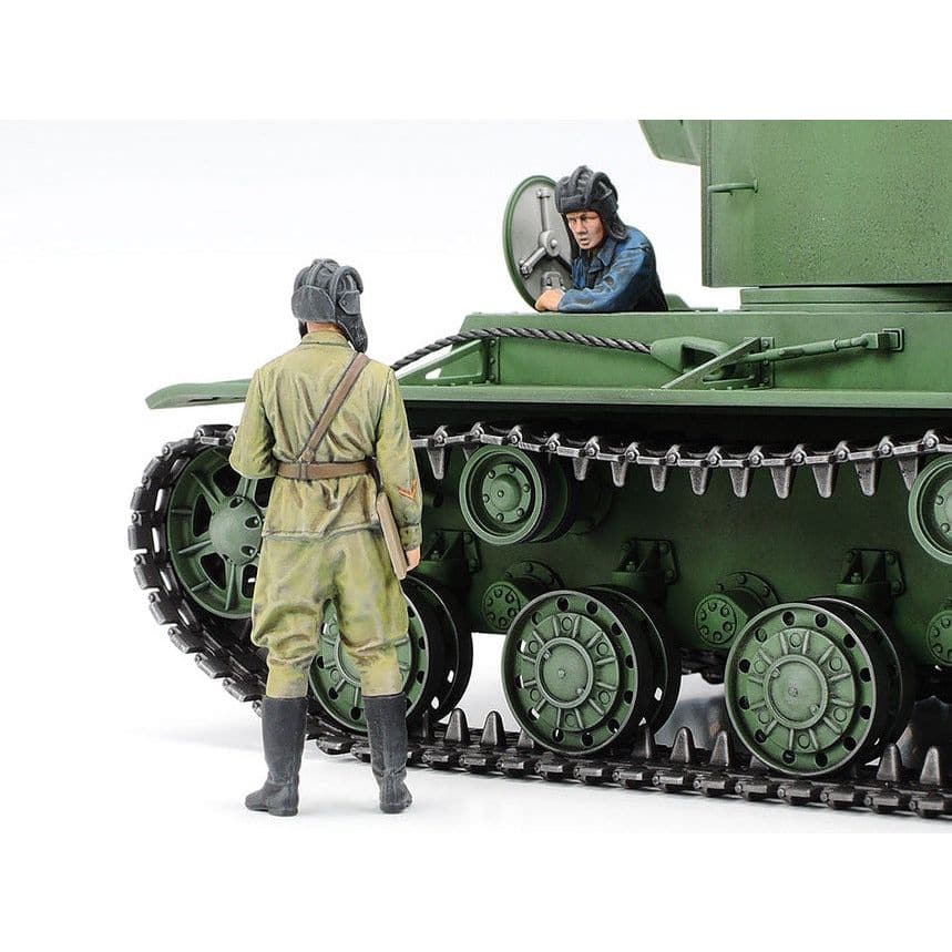 TAMIYA 1/35 Russian Heavy Tank KV-2