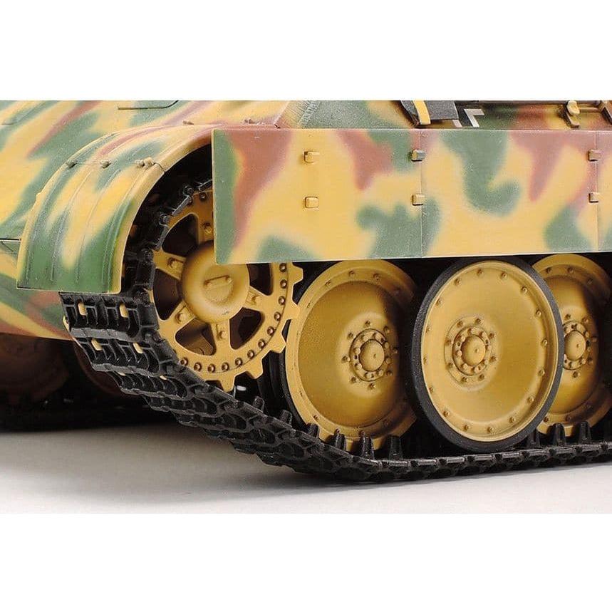 TAMIYA 1/35 German Tank Panther Ausf.D