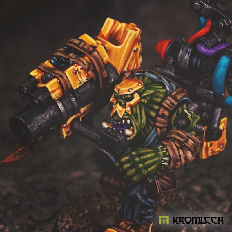 KROMLECH Deffboyz Looted Guns (5)