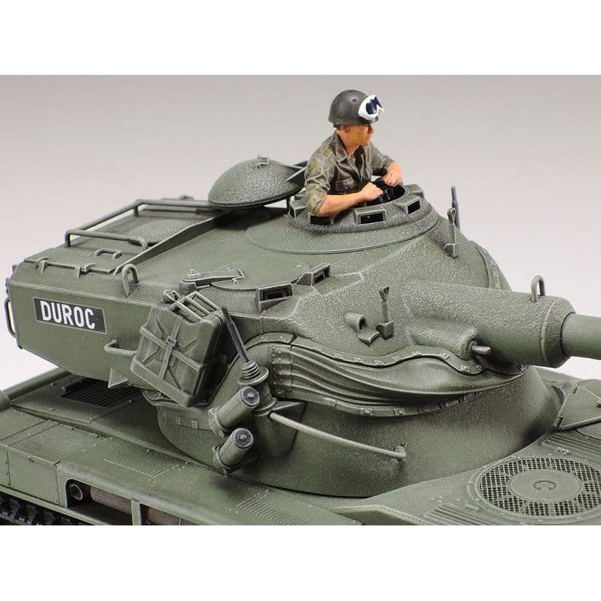 TAMIYA 1/35 French Light Tank AMX-13