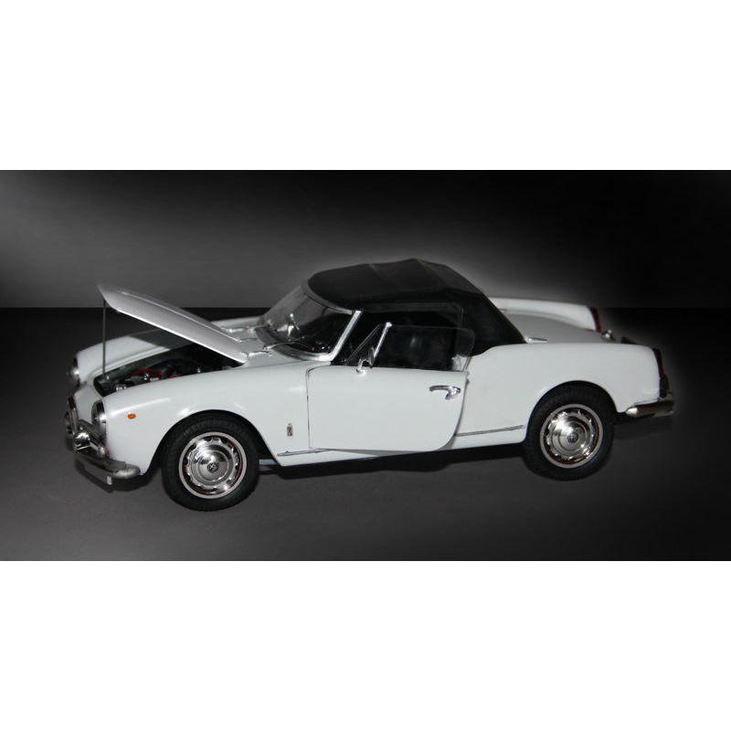 ITALERI 1/24 Alfa Romeo Giulietta Spider 1300