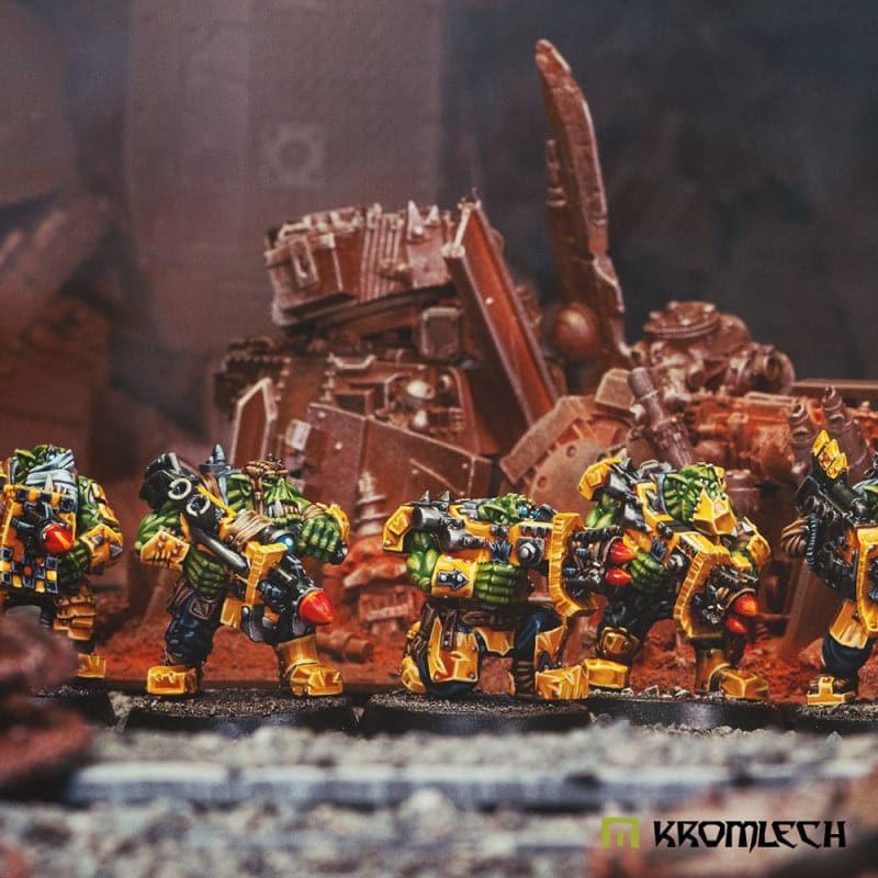 KROMLECH Orc Tank Hunters Bodies (5)