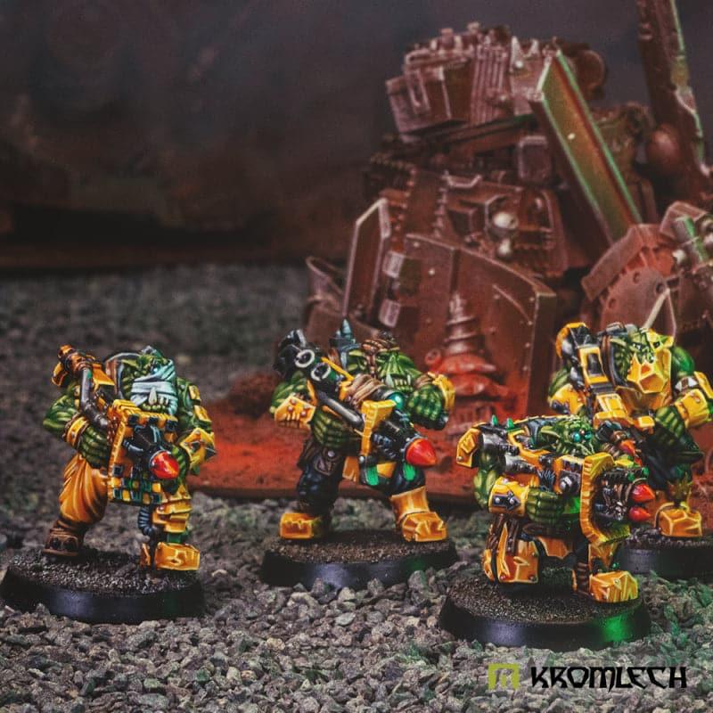 KROMLECH Orc Tank Hunters Bodies (5)