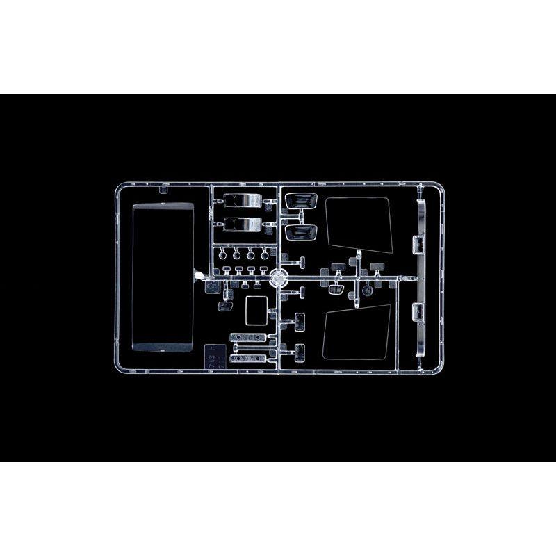 ITALERI 1/24 Scania R400 Streamline Flat Roof