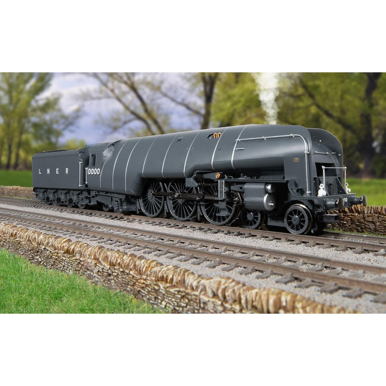 HORNBY LNER, W1 Class, 4-6-4, 10000 'Hush Hush' With Steam Generator - Era 3