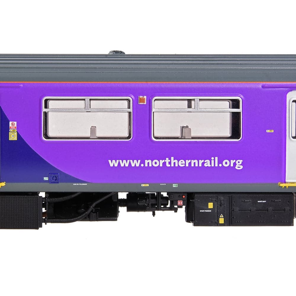 BRANCHLINE OO Class 150/1 2-Car DMU 150143 Northern Rail