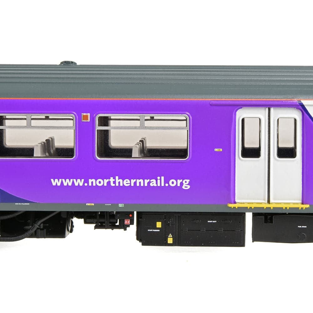 BRANCHLINE OO Class 150/1 2-Car DMU 150143 Northern Rail