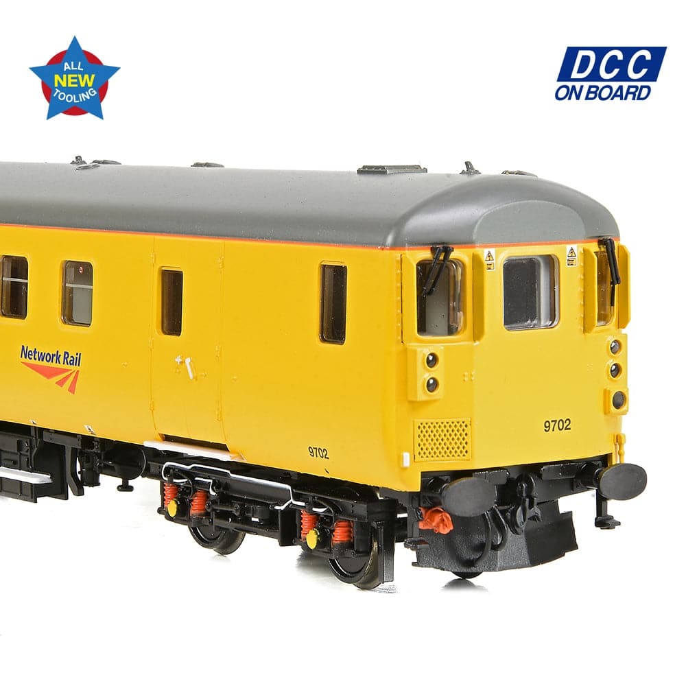 BRANCHLINE OO BR Mk2F DBSO (Refurbished) Driving Brake Second Open Network Rail