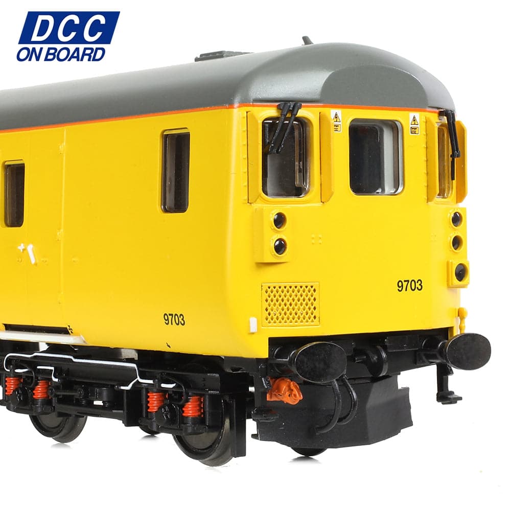 BRANCHLINE OO BR Mk2F DBSO (Refurbished) Driving Brake Second Open Network Rail