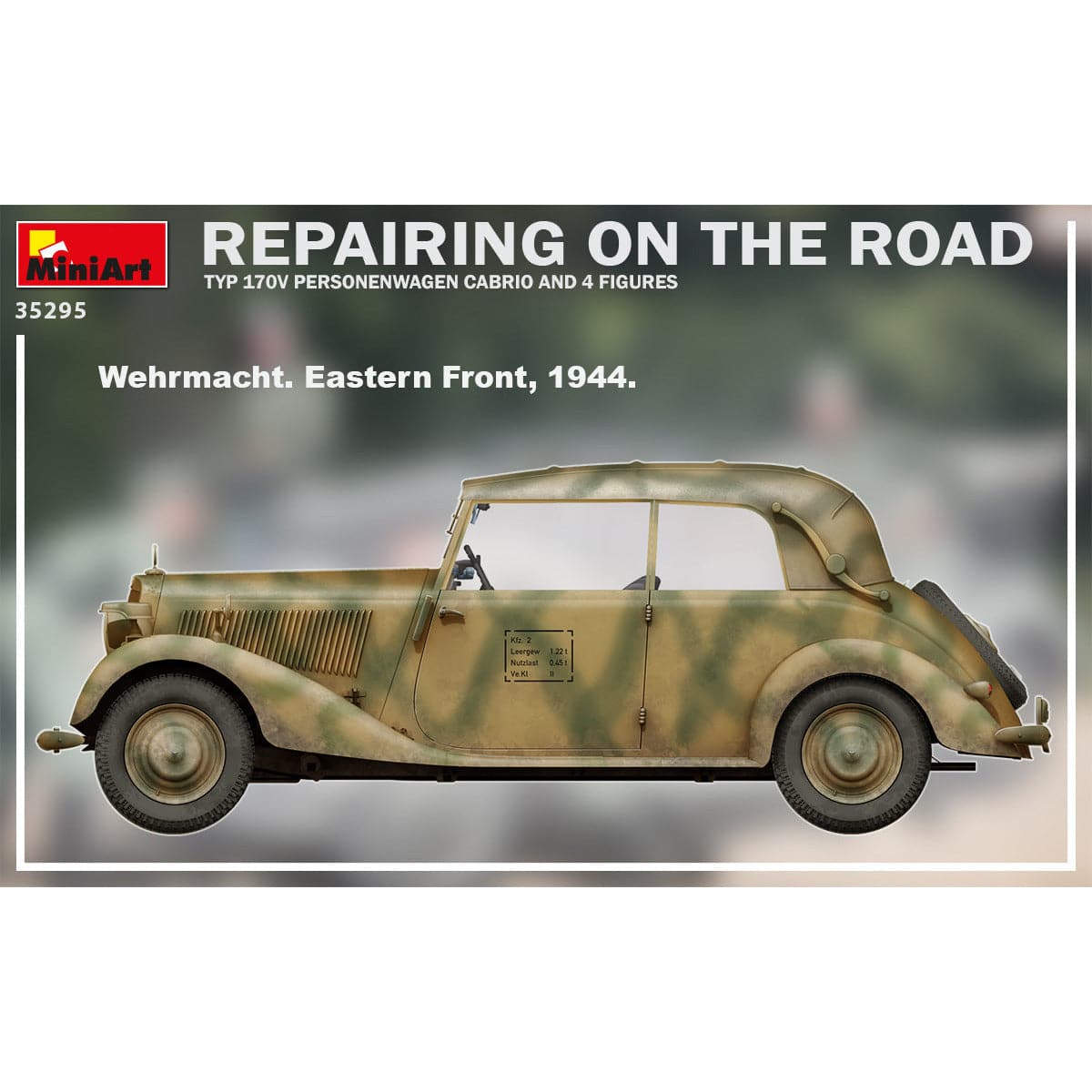 MINIART 1/35 Repairing on the Road