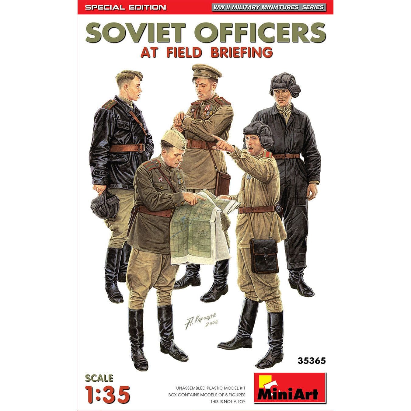 MINIART 1/35 Soviet Officers at Firld Briefing Special Edition