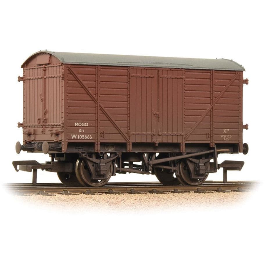 BRANCHLINE OO 12 Ton Ventilated Van BR Bauxite Weathered