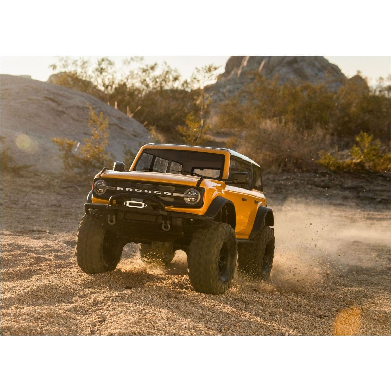 TRAXXAS TRX-4 2021 Bronco 1/10 4x4 Trail Truck Orange