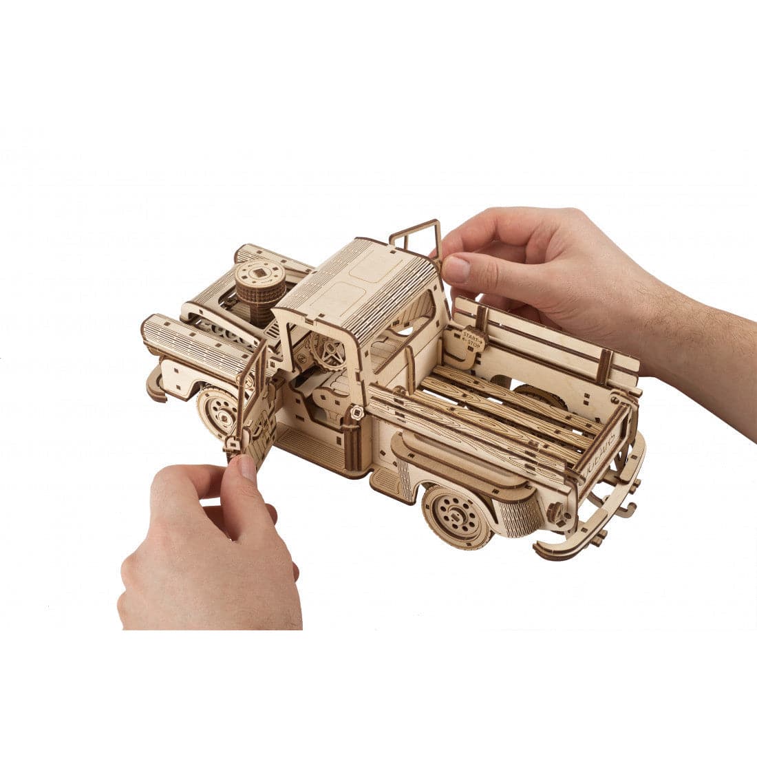 UGEARS Pickup Lumberjack Truck