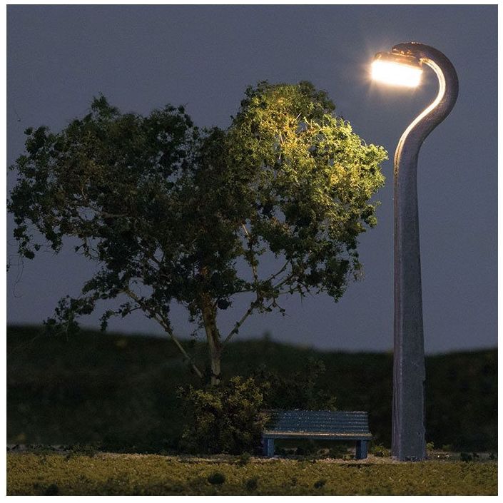 WOODLAND SCENICS OO/HO Concrete Lamp