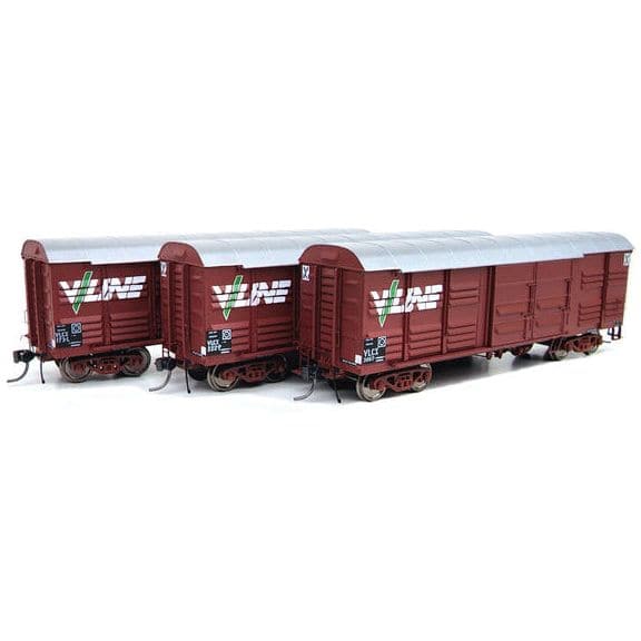 ON TRACK MODELS HO VLCX-05 40'2" Victorian Louvre Vans 3 Pack