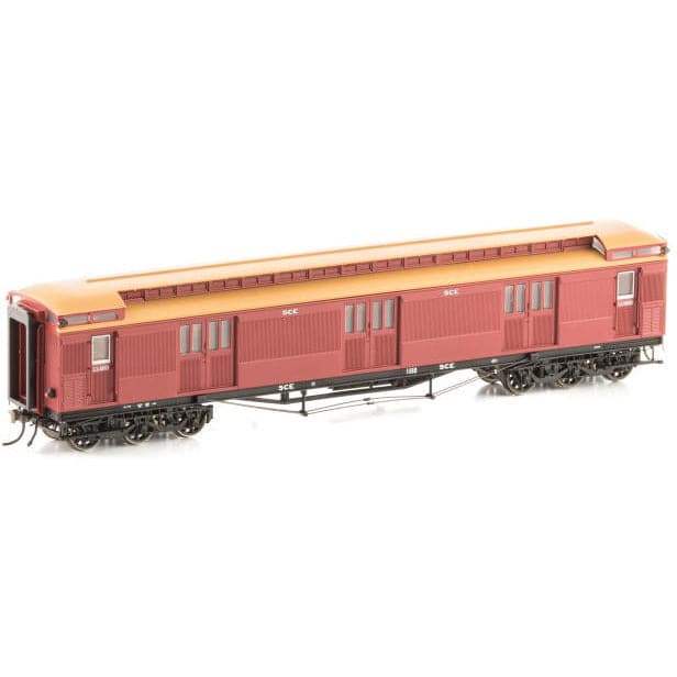 AUSCISION HO VR CE Baggage/Guard Car (1921-1954) Crimson Lake with 6 Wheel Bogie, 30-BE - Single Car