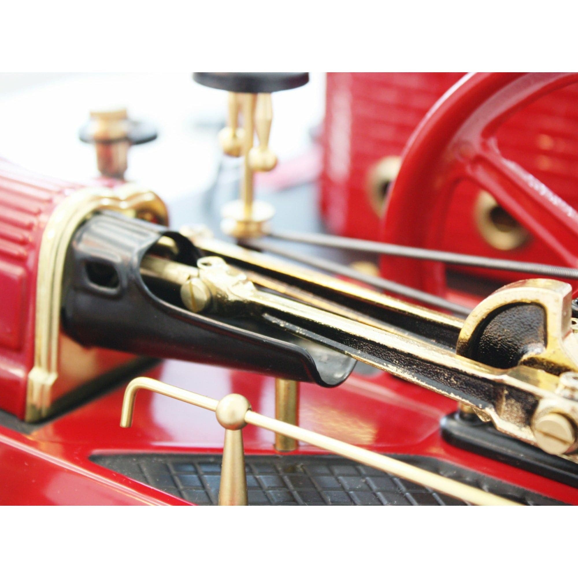 WILESCO D21 Steam Engine - Red, Brass, Black